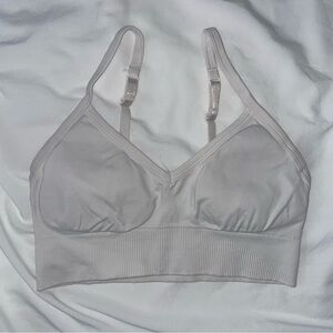 Lululemon White Sports Bra Size 4
